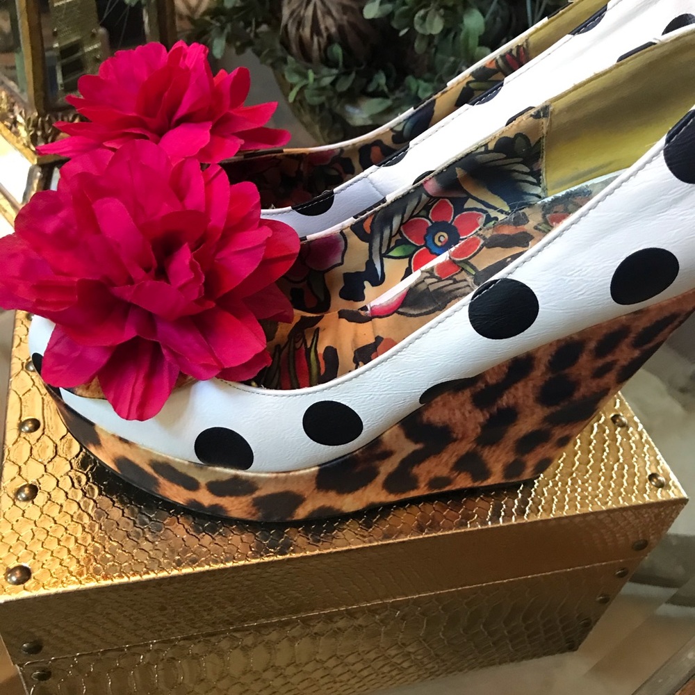 Wedges - Picture 4 of 8